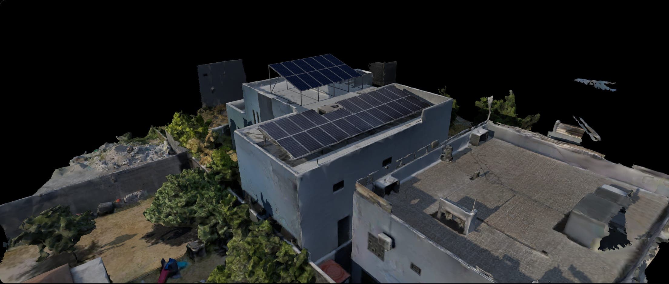Casa escaneada con dron, con el arreglo solar diseñado sobre su malla 3D